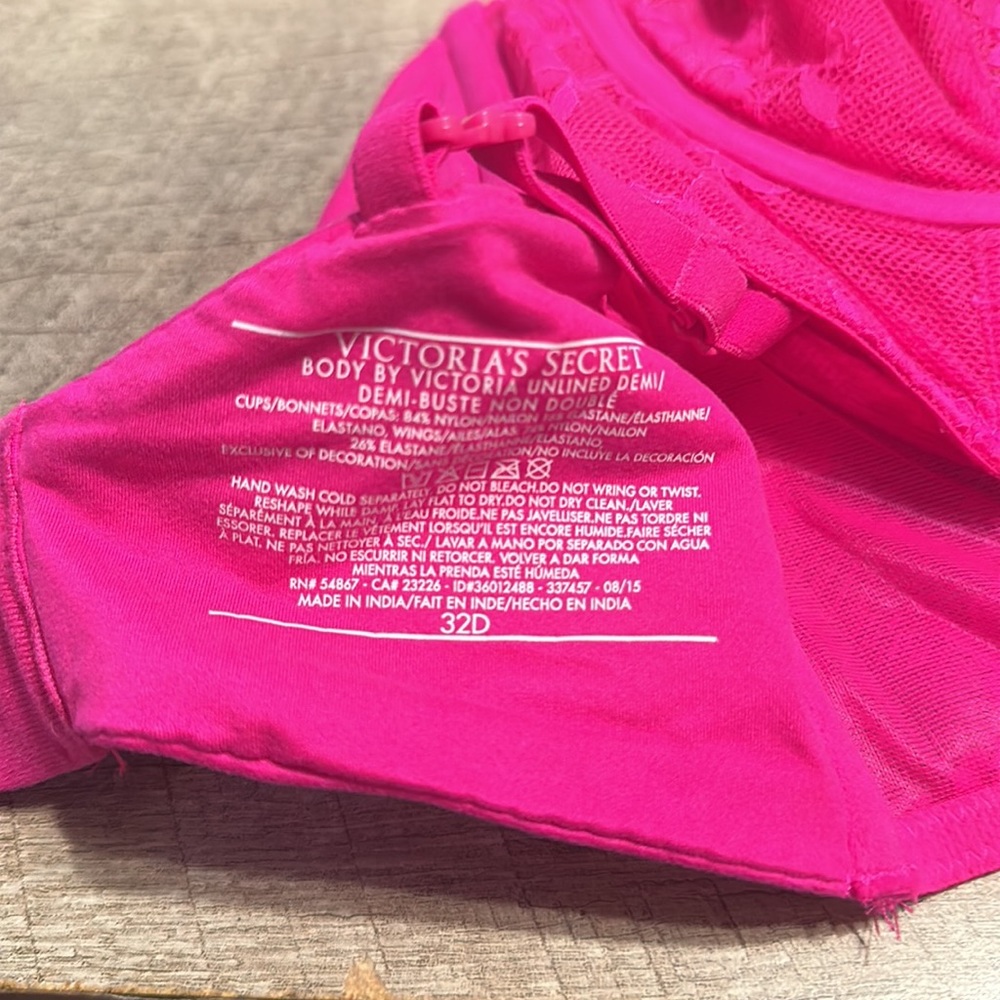 VS bra - Picture 3 of 3